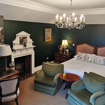 Waterford Castle Hotel & Golf Resort Ballinakill  Rum bild