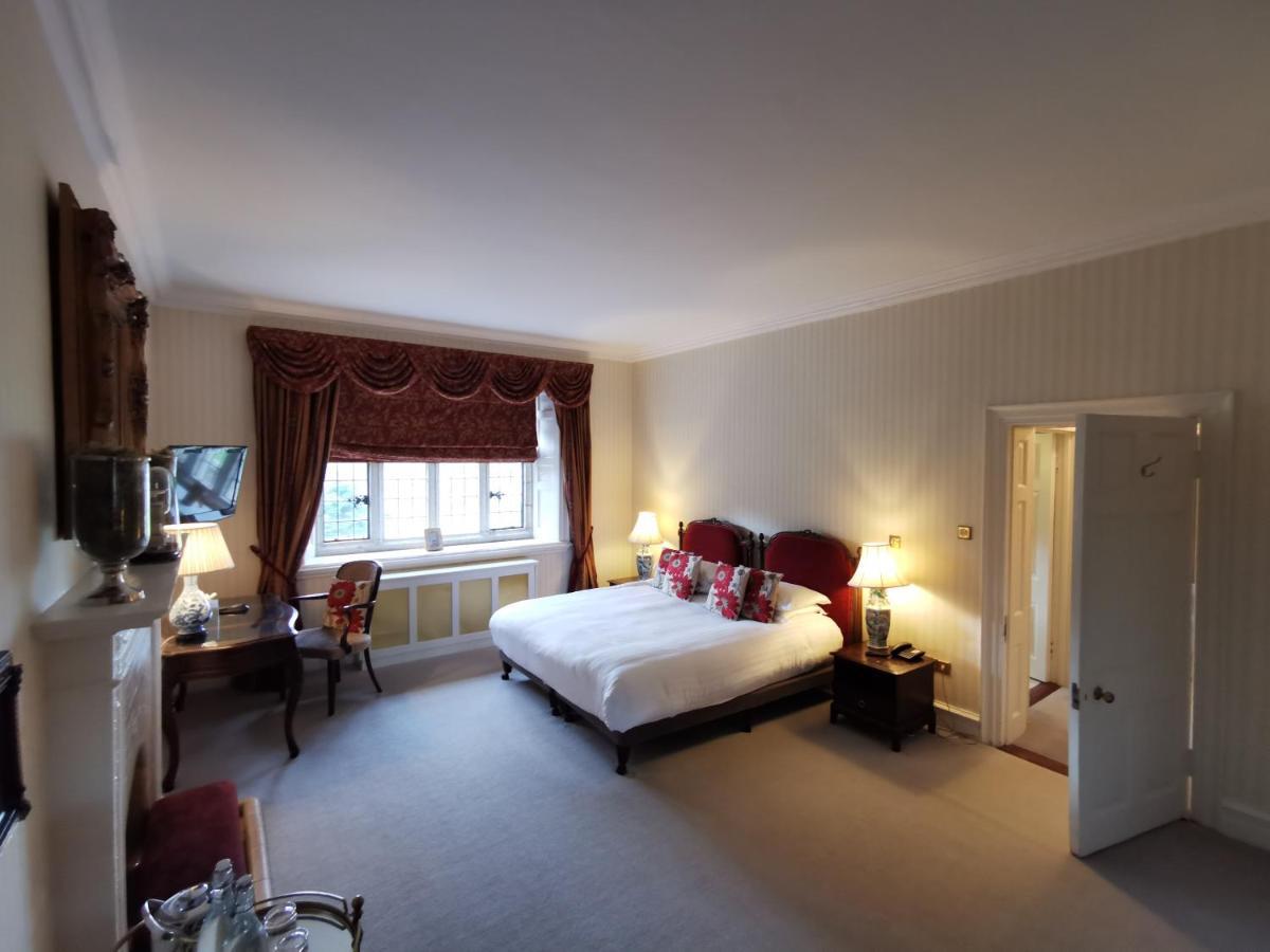 Waterford Castle Hotel & Golf Resort Ballinakill  Exteriör bild