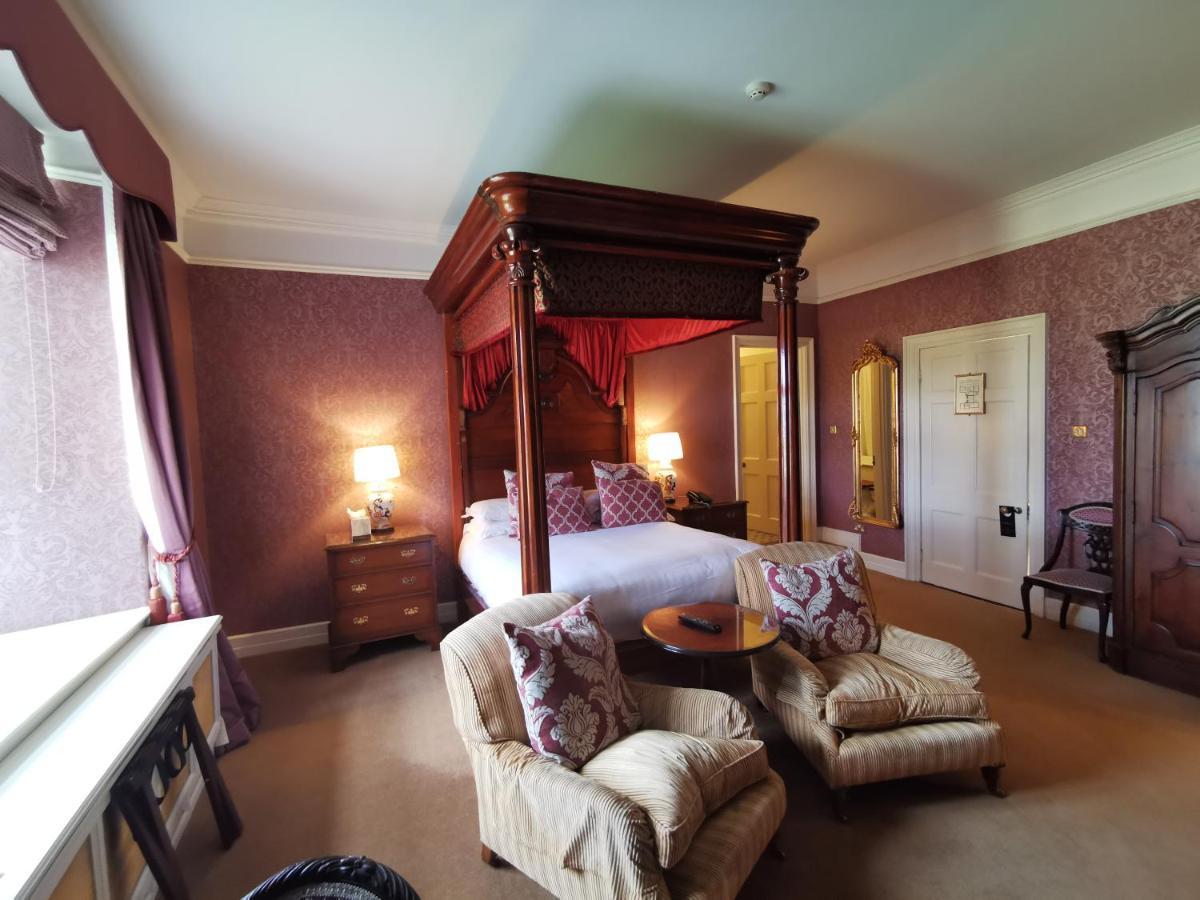 Waterford Castle Hotel & Golf Resort Ballinakill  Exteriör bild